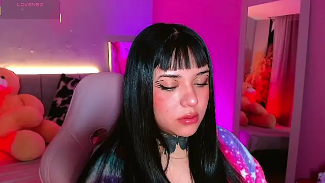 kim blake online show from 6, 3, 2025