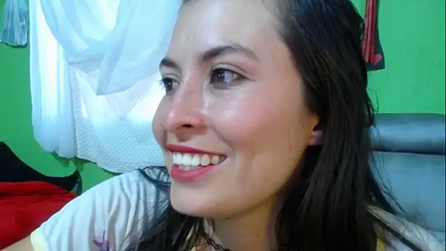 Snapshot of Alexandrasaenz chatting on 2, 1, 2025 Alexandrasaenz online show from 2, 1, 2025