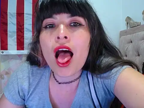 Snapshot of Alexandrasaenz chatting on 8, 7, 2026 Alexandrasaenz online show from 8, 7, 2026