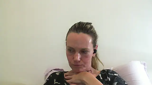 Annylove1 online show from 16, 2, 2025