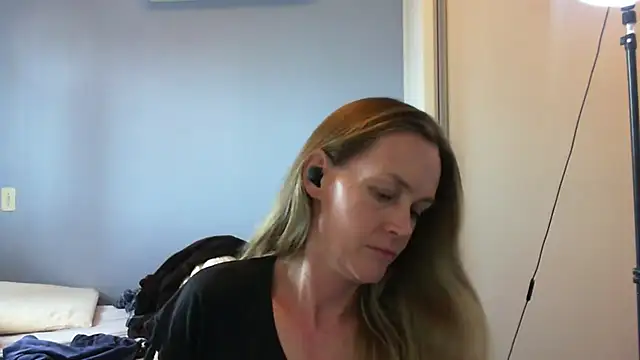 Annylove1 online show from 29, 10, 2025