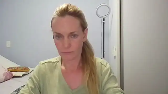 Annylove1 online show from 22, 4, 2026