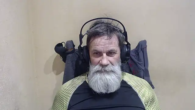 Snapshot of AlexNudo chatting on 14, 5, 2026 AlexNudo online show from 14, 5, 2026