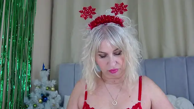 Snapshot of Barbie_Blond_ chatting on 27, 12, 2024 Barbie Blond online show from 27, 12, 2024