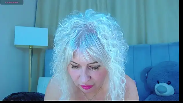 Snapshot of Barbie_Blond_ chatting on 12, 5, 2026 Barbie Blond online show from 12, 5, 2026