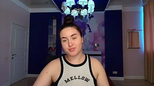 Roxie Bradley online show from 10, 1, 2025