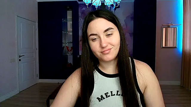 Roxie Bradley online show from 13, 1, 2025