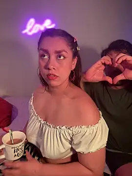 Im sophiie online show from 23, 2, 2025