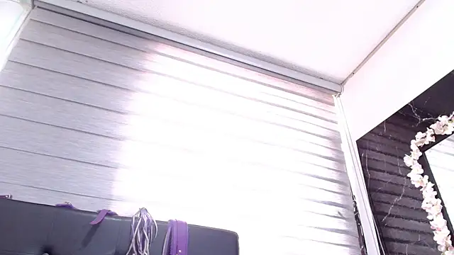 Snapshot of VIOLETTA-HOT chatting on 29, 1, 2025 VIOLETTA-HOT online show from 29, 1, 2025