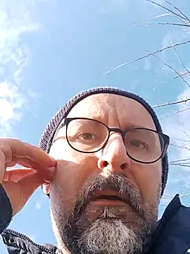 BuckWessle online show from 20, 2, 2025