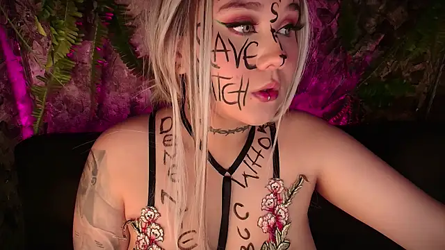 Laura takint online show from 19, 12, 2024