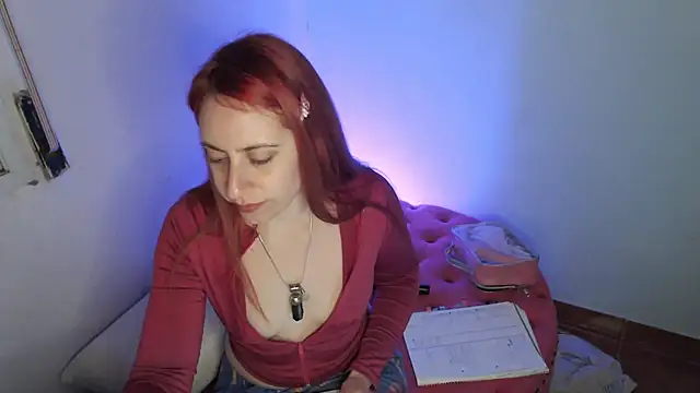 Snapshot of TuGauchitaArgentina chatting on 26, 9, 2025 TuGauchitaArgentina online show from 26, 9, 2025