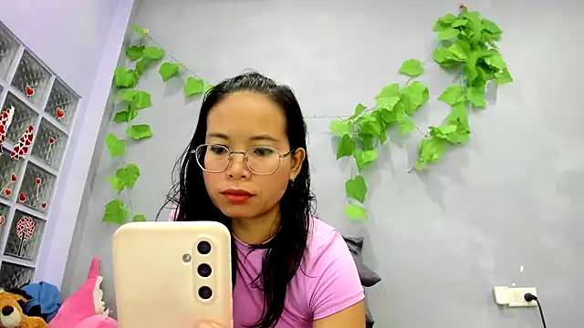 Snapshot of loveley_jenny chatting on 11, 7, 2026 loveley jenny online show from 11, 7, 2026