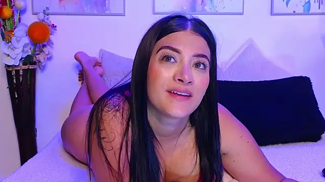 Snapshot of Marianaa_Lopezz chatting on 11, 1, 2025 Marianaa Lopezz online show from 11, 1, 2025
