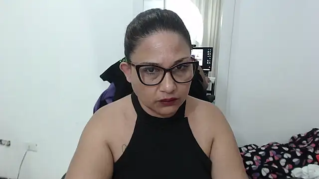 Snapshot of Katha_Marck chatting on 12, 10, 2025 Katha Marck online show from 12, 10, 2025