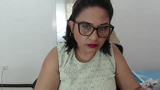 Snapshot of Katha_Marck chatting on 3, 12, 2025 Katha Marck online show from 3, 12, 2025