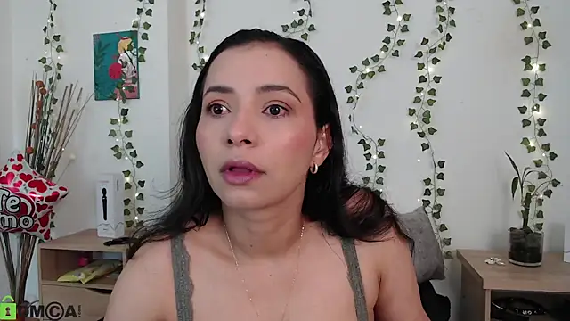 Snapshot of lairenbabe chatting on 8, 6, 2026 lairenbabe online show from 8, 6, 2026