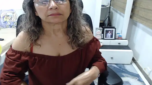 Snapshot of jesy_hot chatting on 13, 7, 2026 jesy hot online show from 13, 7, 2026