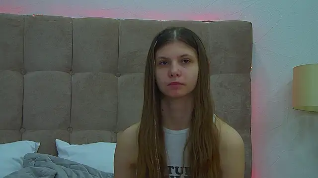 AudreyBarlow online show from 8, 2, 2025