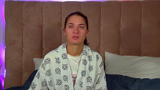 RachelSimpson online show from 17, 9, 2025