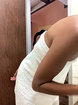 Jasmine FullsShine online show from 19, 11, 2025