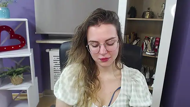 Zoey Erotic online show from 7, 1, 2025