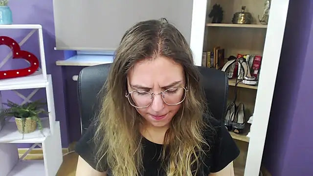 Zoey Erotic online show from 9, 1, 2025