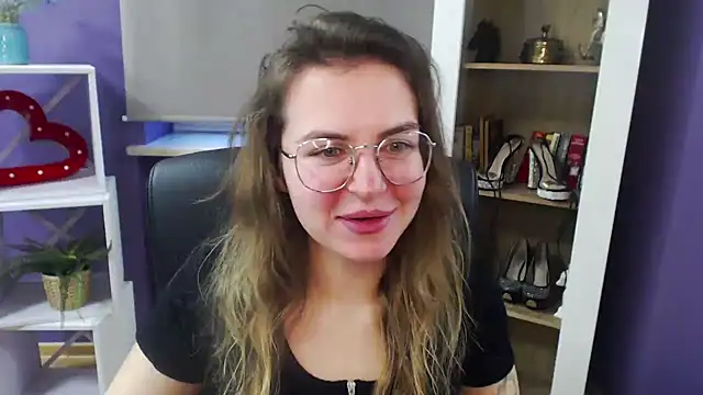 Zoey Erotic online show from 10, 1, 2025