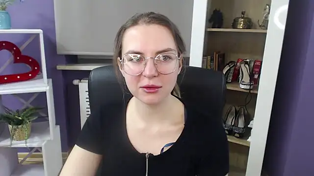 Zoey Erotic online show from 14, 1, 2025