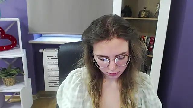 Zoey Erotic online show from 17, 1, 2025