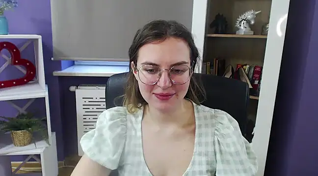 Zoey Erotic online show from 10, 2, 2025