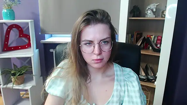 Zoey Erotic online show from 19, 2, 2025