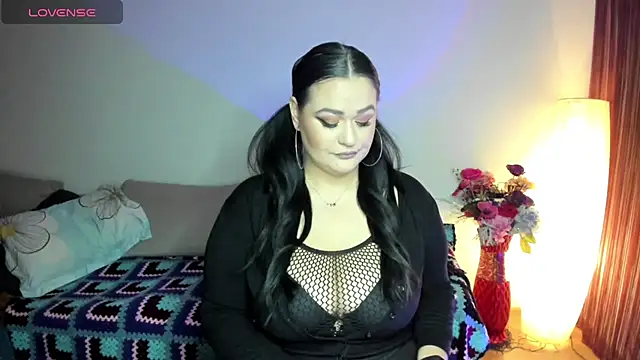 Snapshot of Laura_sinner chatting on 18, 3, 2025 Laura sinner online show from 18, 3, 2025