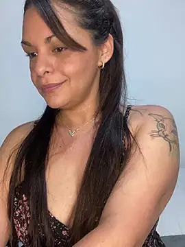 Snapshot of Kataliina chatting on 24, 2, 2025 Kataliina online show from 24, 2, 2025