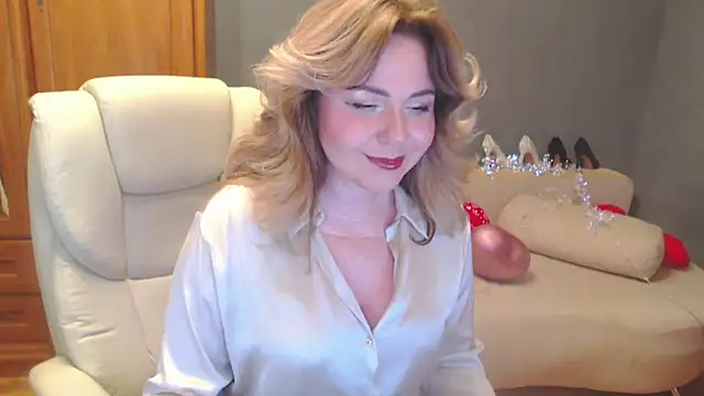 Cute sun online show from 17, 4, 2026