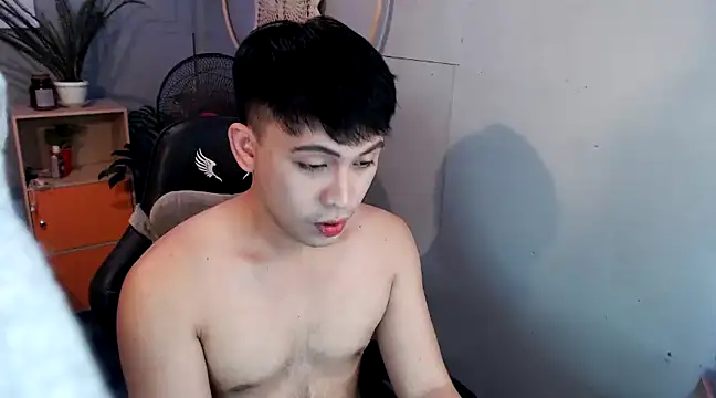 Snapshot of princeJayX chatting on 18, 2, 2025 princeJayX online show from 18, 2, 2025