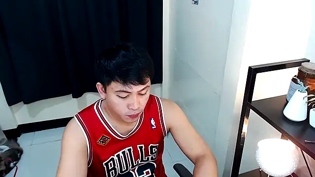 Snapshot of princeJayX chatting on 8, 10, 2025 princeJayX online show from 8, 10, 2025