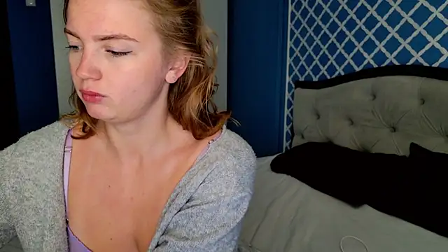 Busty Redhead online show from 3, 6, 2026