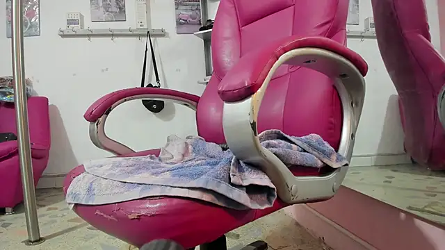 Snapshot of CAMILA--REY chatting on 19, 1, 2026 CAMILA--REY online show from 19, 1, 2026