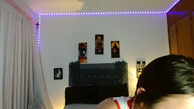 3littleschoolteens online show from 18, 11, 2025