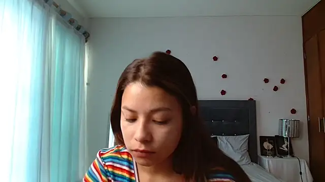 Snapshot of 3littleschoolteens chatting on 11, 5, 2026 3littleschoolteens online show from 11, 5, 2026