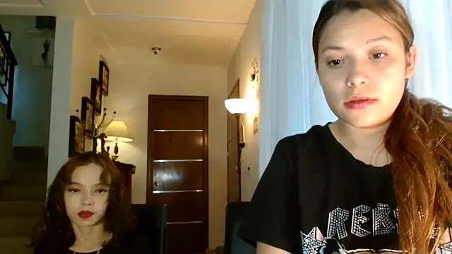 Snapshot of 3littleschoolteens chatting on 15, 6, 2026 3littleschoolteens online show from 15, 6, 2026