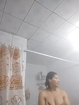 LaInsaciableIntensa online show from 17, 12, 2025