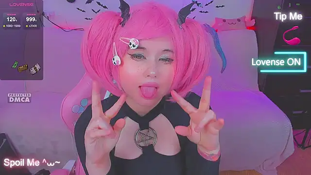 Lolisuccub online show from 17, 12, 2025