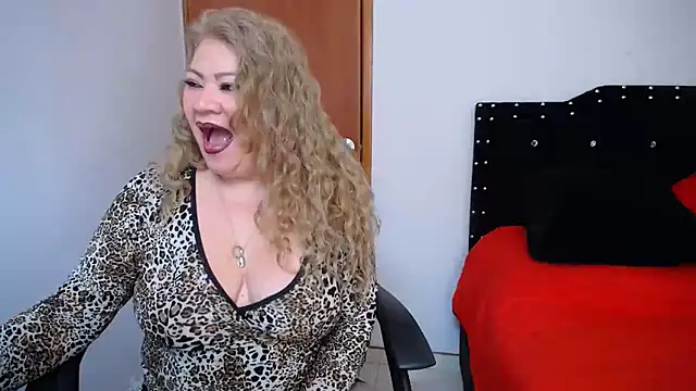 Ursulawhite69 online show from 28, 1, 2025