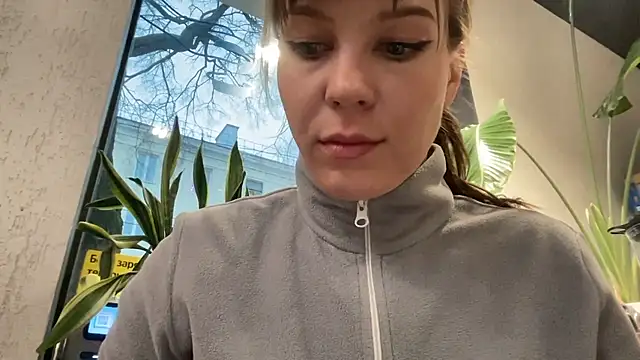 Snapshot of Karrolliza chatting on 22, 10, 2025 Karrolliza online show from 22, 10, 2025