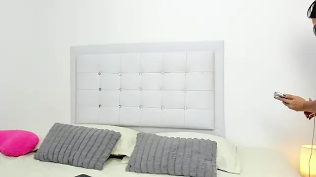 Sofia Blosom online show from 4, 12, 2025