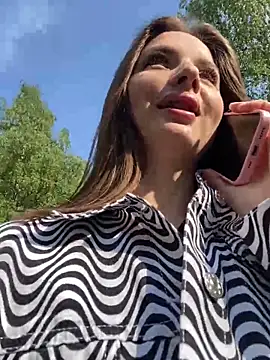 KrisMagnoly online show from 17, 5, 2026