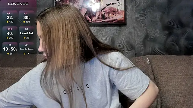 CassieMils online show from 12, 2, 2026