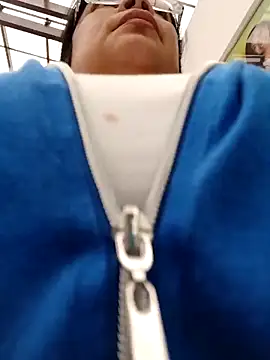   valentina18 online show from 8, 3, 2025